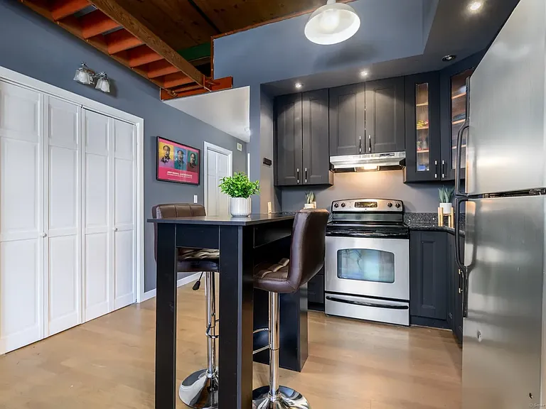 149 Water St #4D — Photo 10