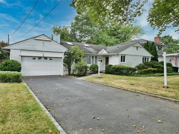 9 Marion Street, Greenvale, NY 11548