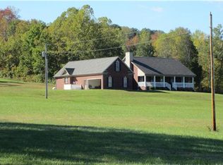 2995 E Blue Ck Rd, Waverly, TN 37185