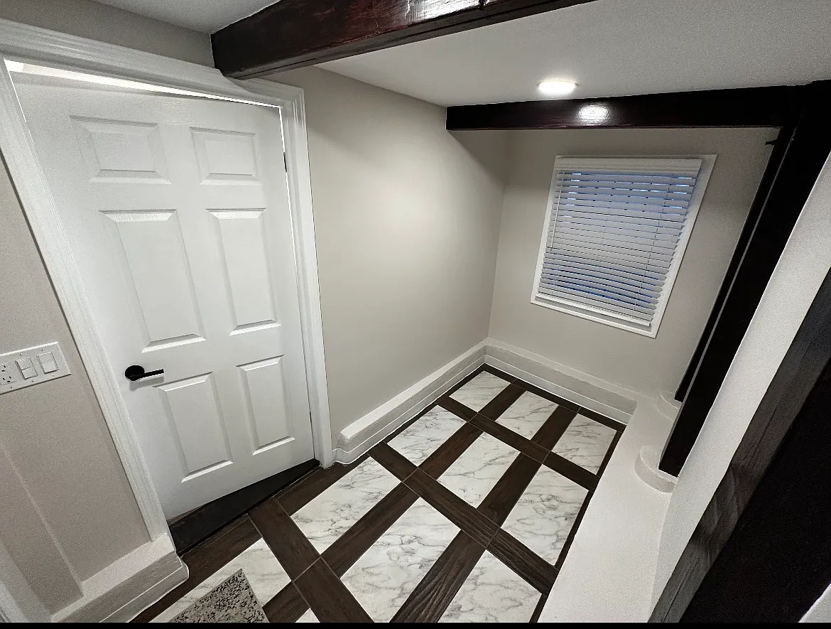 3 bed, 1000 sqft, $2,000 — Photo 4