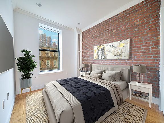 5th image of 440 W 47th St APT 5A