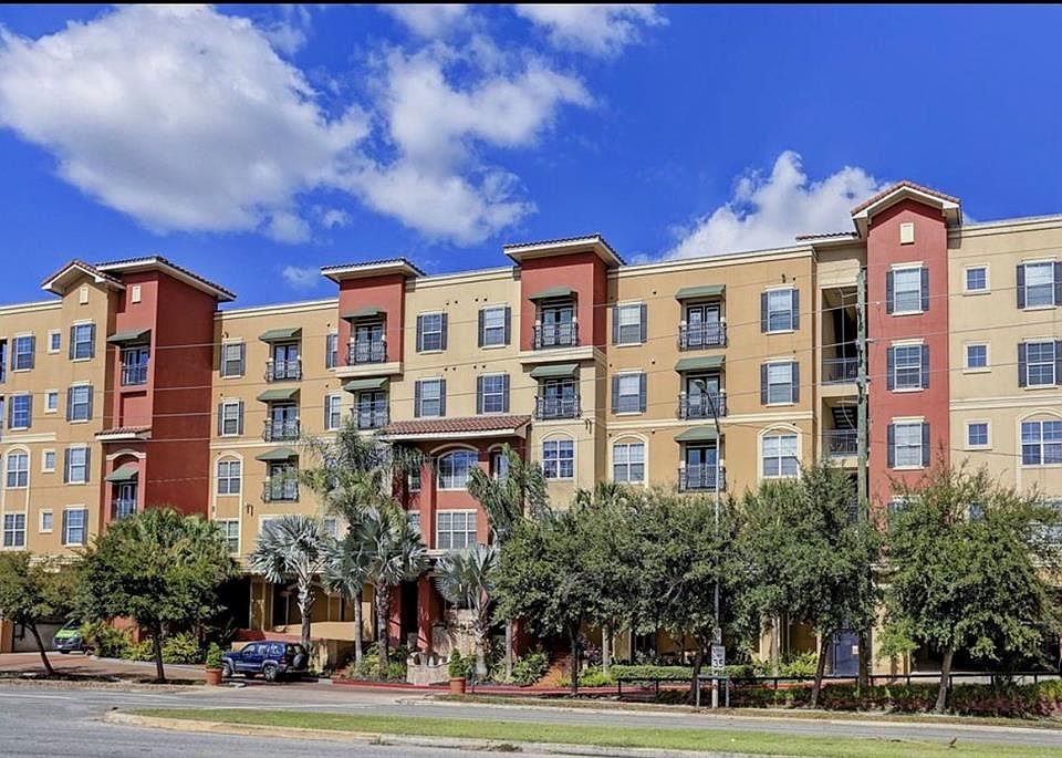 2nd image of 1711 Old Spanish Trl APT 213