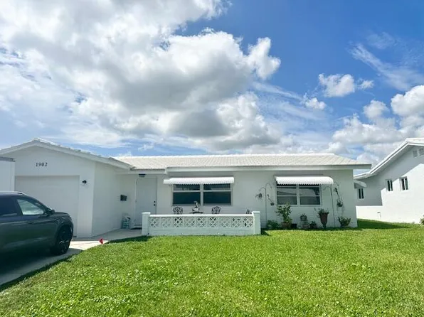 1902 SW Roma Way, Boynton Beach, FL 33426