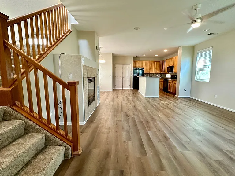8365 E 22nd Ave — Photo 5