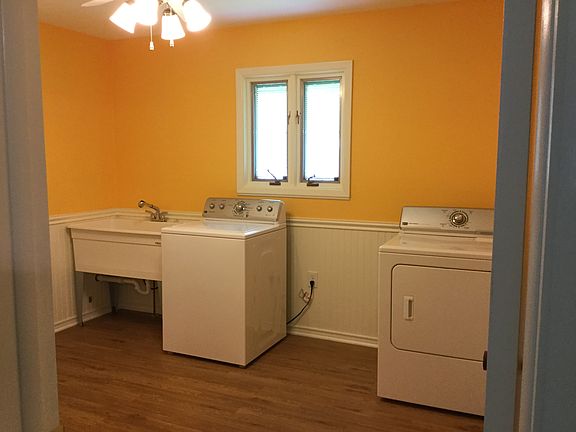 4th image of 5155 Douglas Dr