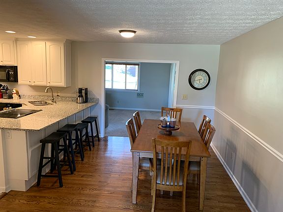 3rd image of 101 Cave Run Ct