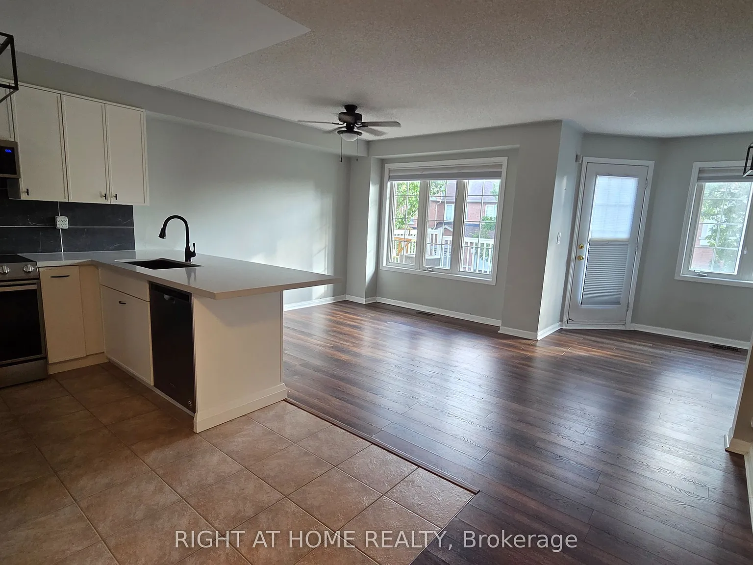 2 bed, $2,700 — Photo 3