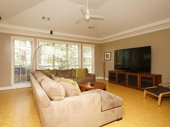 5th image of 1471 Oakmont Pl