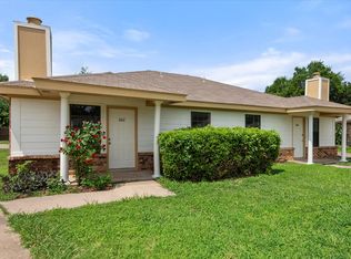 600 Renee Dr, Irving, TX 75061