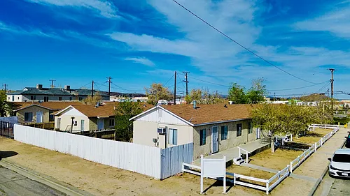 1839 Elm St #4 Photo 1