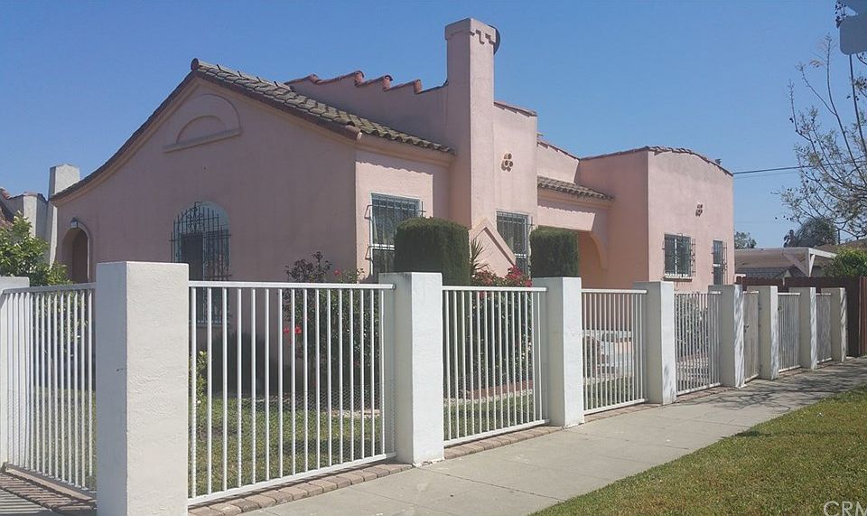 1st image of 1156 W 65th Pl
