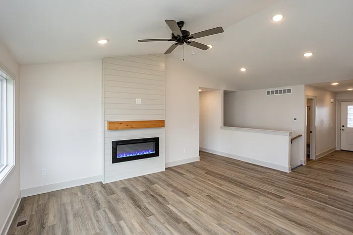 503 Wright Rd — Photo 12