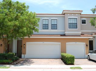 117 W Astor Cir, Delray Beach, FL 33484