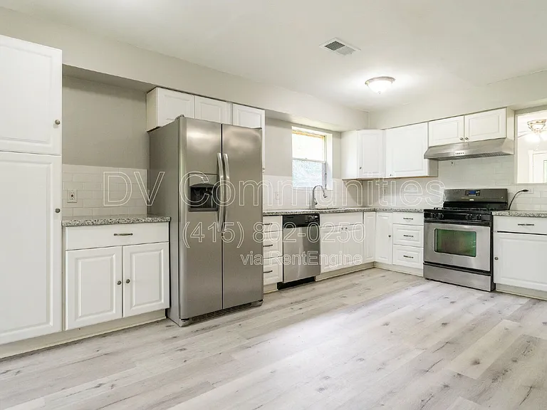 9196 White Oak Dr — Photo 13
