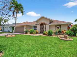 3727 Kent Dr, Naples, FL 34112