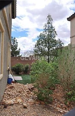 4th image of 6047 Devers Ct