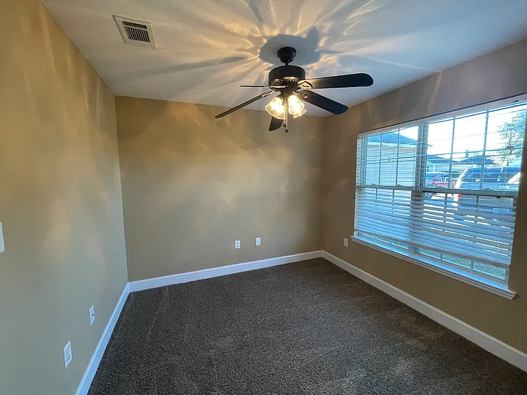 4698 Custer Dr — Photo 7