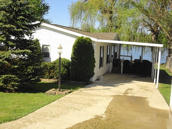 4th image of 436 Story Lake Dr