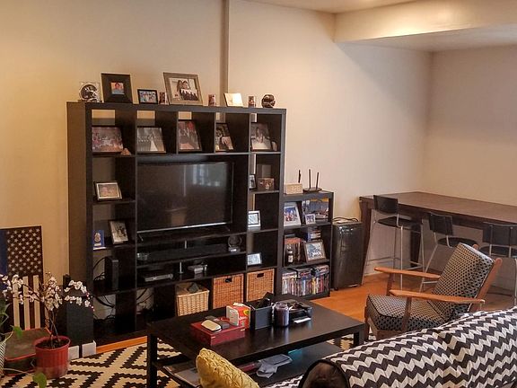 4th image of 4717 W Pensacola Ave APT 1