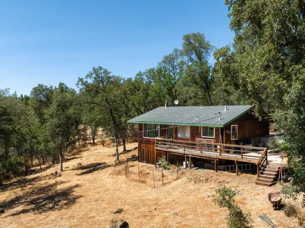 15854 Arrowhead Pl, Grass Valley, CA 95949