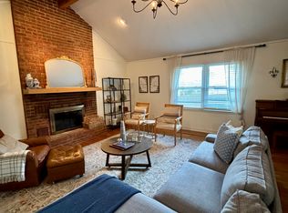 (Undisclosed Address), Blue Springs, MO 64014