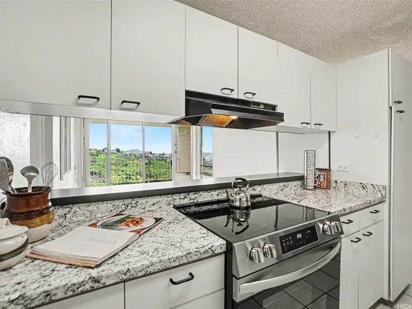 98-707 Iho Pl #2903, Aiea, HI 96701