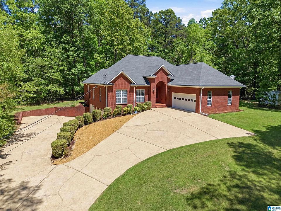 1st image of 141 Ashley Pl
