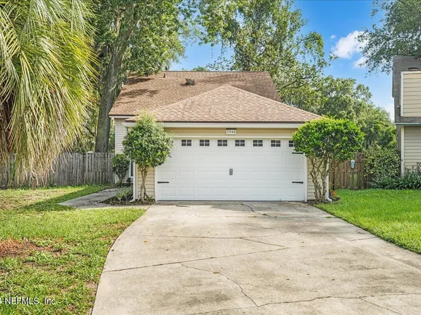 3946 VALLEY GARDEN Drive W, Jacksonville, FL 32225