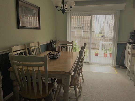 Eat in Kitchen /Dining