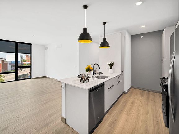 2nd image of 2153 N Elston Ave #363
