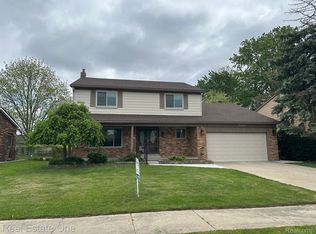 38808 Sumpter Dr, Sterling Heights, MI 48310