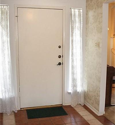 3rd image of 10218 Golden Meadow Dr