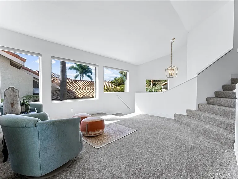 85 Palm Beach Ct — Photo 26