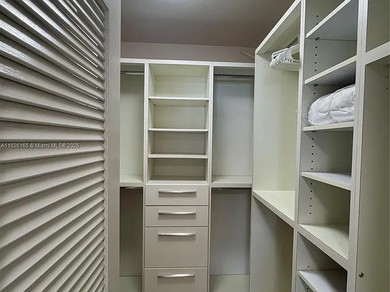 5151 Collins Ave #535 — Photo 14