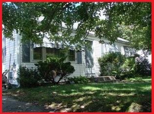 5 Edendale Dr, Lincoln, RI 02865