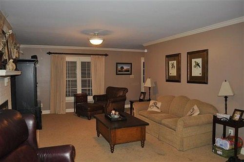 2nd image of 709 Summerwood Dr