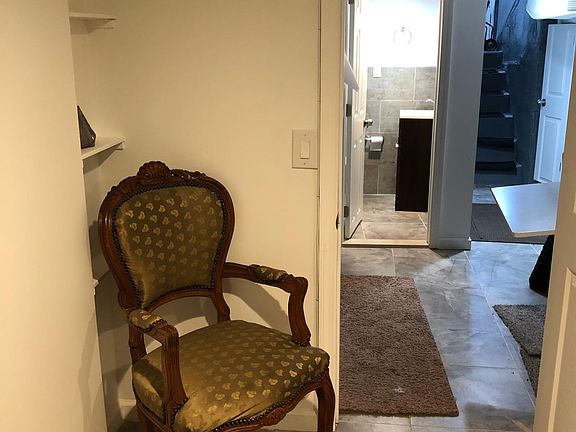 4th image of 29 Sedgwick Ave #1