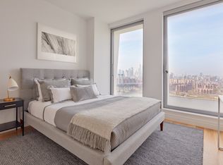 1 S 1st St APT 32L, Brooklyn, NY 11249