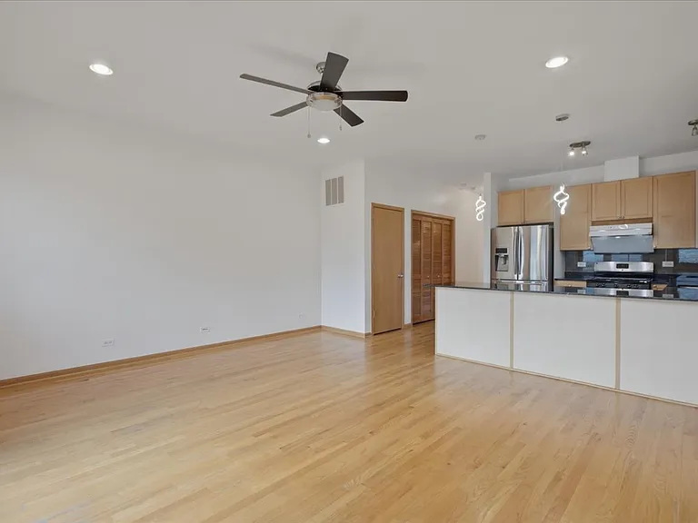 2911 S Farrell St — Photo 8
