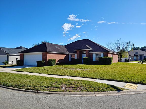 3rd image of 1823 Hawkins Cove Dr W