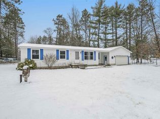 9596 Circle Dr, Interlochen, MI 49643