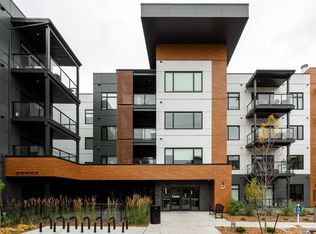 7459 May Cmn NW #102, Edmonton, AB T6R0X4