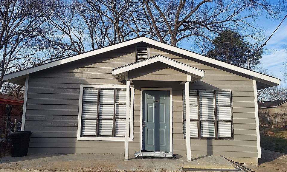 1st image of 2328 Dexter Ave