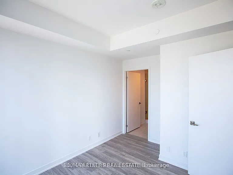 15 Holmes Ave #1704 — Photo 12