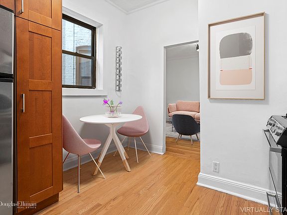 3rd image of 673 Vanderbilt Ave APT 2C