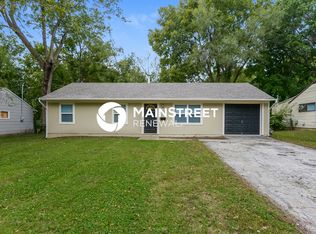 11304 Crystal Ave, Kansas City, MO 64134