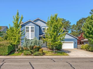 523 Ridgeway Ave, Central Pt, OR 97502