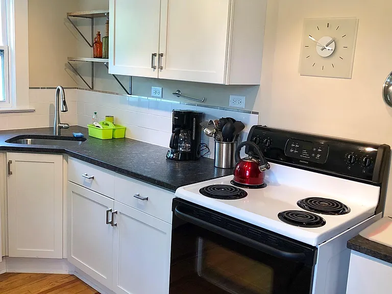 147 Edgewood Rd #3 — Photo 3