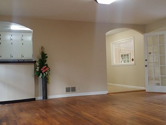 Living room 2