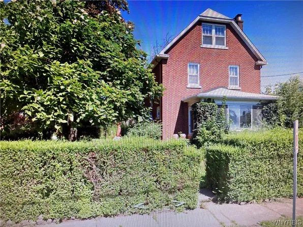 2736 Livingston Ave, Niagara Falls, NY 14303
